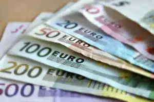 Le microcrédit : avantages et inconvénients