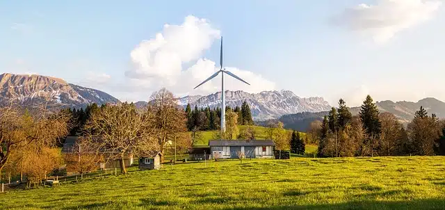 Une éolienne est-elle une bonne alternative aux panneaux solaires?