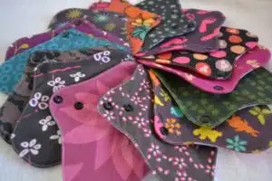 Les serviettes hygiéniques lavables : écologiques et économiques !