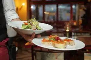 Pourquoi faire appel à un chef à domicile?