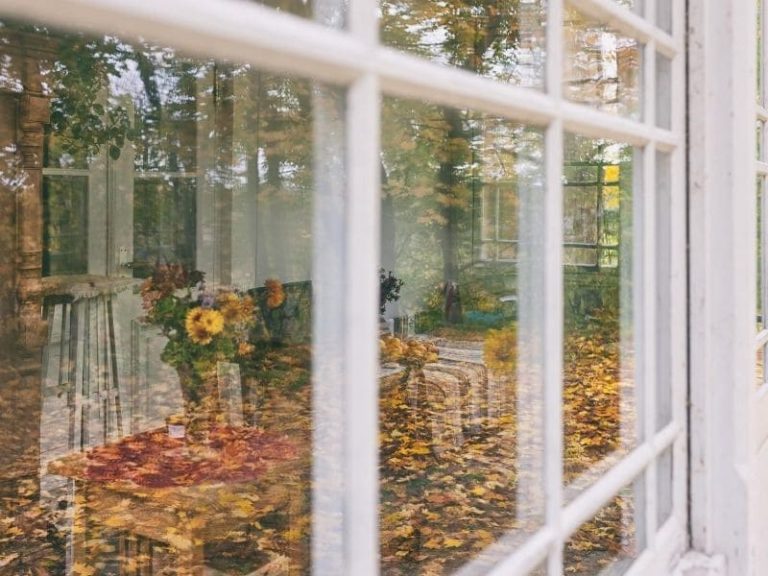 Une véranda en automne