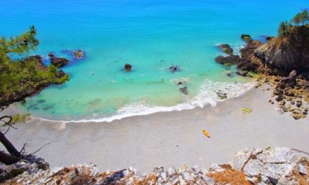 Bain de soleil sur les plages secrètes de France