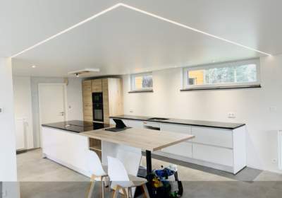 Comment installer une toile tendue sur votre plafond ?