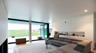 Où installer un plafond tendu acoustique ?